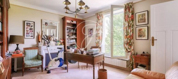 Дом с 4 спальнями в Сен-Клу, Франция № 352040 9