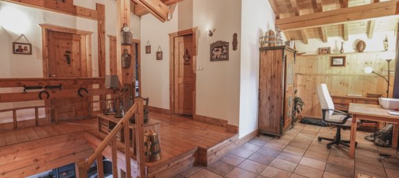 4 Schlafzimmer Gewerbliche Immobilie in Les Belleville, France, Nr. 431 9