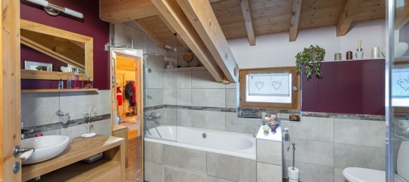 4 Schlafzimmer Gewerbliche Immobilie in Les Belleville, France, Nr. 431 8