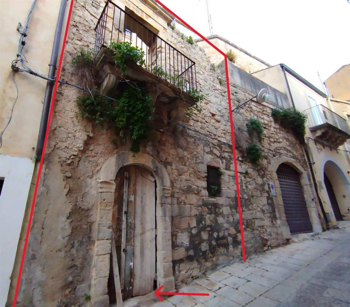 2-salle Maison à Ragusa, Italy No. 52140