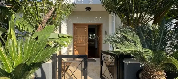 4 Schlafzimmer Villa in Agios Tychonas, Cyprus, Nr. 4206 2