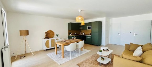 2 Schlafzimmer Wohnung in Senlis, France, Nr. 55316 2