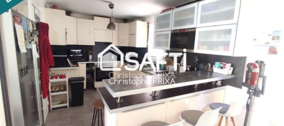 5 bedrooms House in Rouen, France No. 310916 2