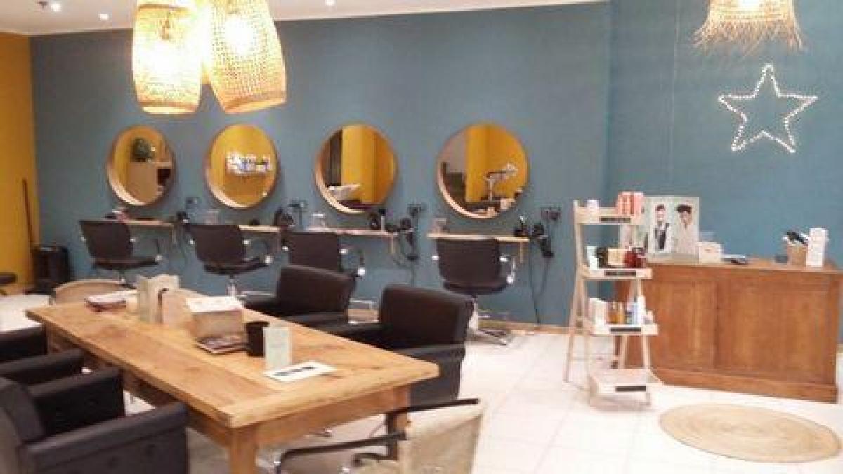 140m² Office in Troyes, France No. 20040