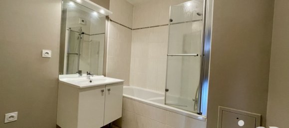 Apartamento de 2 dormitorios en Le Petit-Quevilly, France No. 343636 6