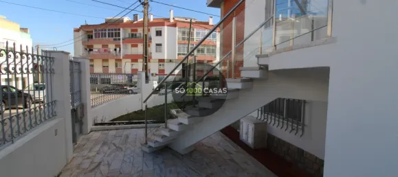 5 bedrooms House in Loures, Portugal No. 166949 10
