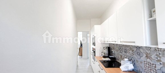 2 Schlafzimmer Wohnung in Desenzano del Garda, Italy, Nr. 292041 9