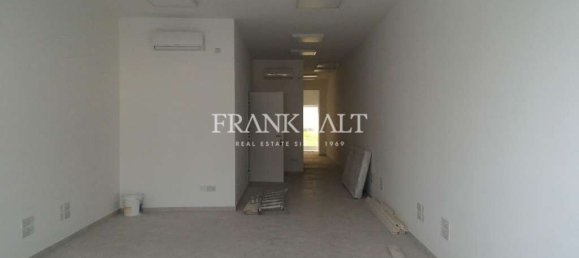 Oficina en Saint Julian's, Malta 150 m² No. 12757 4