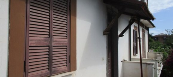 2 bedrooms Apartment in Rome, Italy No. 321181 15