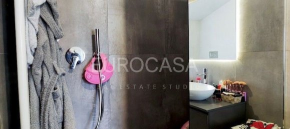 3 rooms Apartment in Città di Castello, Italy No. 63908 32