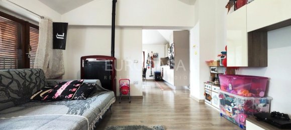 3 rooms Apartment in Città di Castello, Italy No. 63908 21