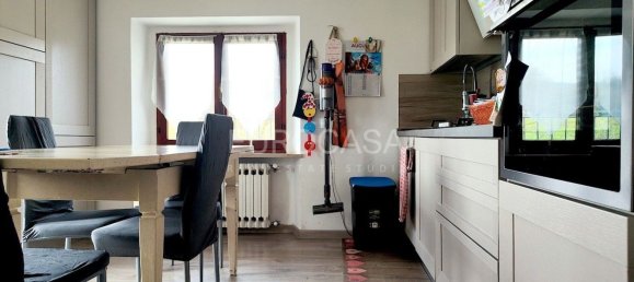 3 rooms Apartment in Città di Castello, Italy No. 63908 15