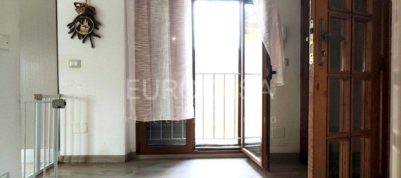 3 rooms Apartment in Città di Castello, Italy No. 63908 13