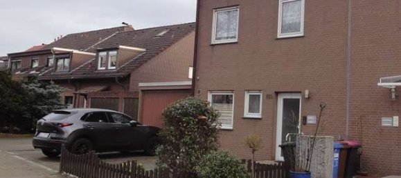 7 rooms Townhouse in Recklinghausen, Germany No. 371917 16