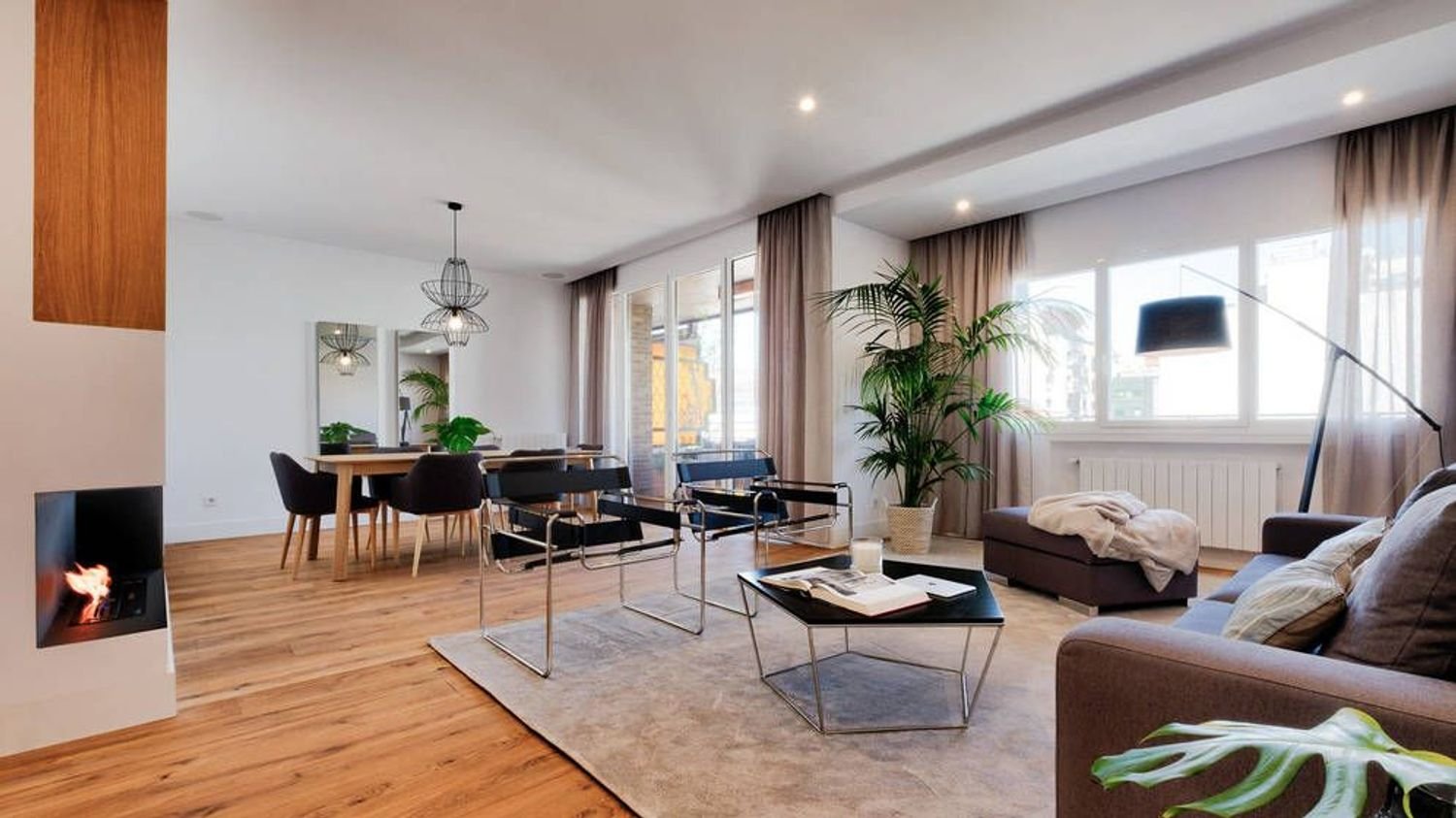 4 غرف نوم شقة في Madrid, Spain رقم 193844