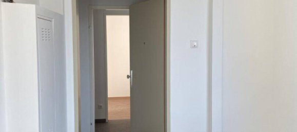 6 rooms Apartment in Margareten, Austria No. 106074 3
