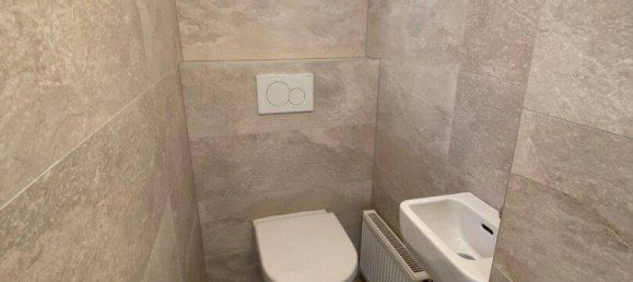 6 rooms Apartment in Margareten, Austria No. 106074 4