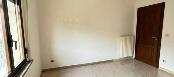 Apartamento de 4 habitaciónes en Lamezia Terme, Italy No. 269928 3