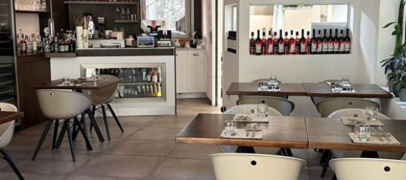 Imóvel comercial em Riva del Garda, Italy 200 m² N.º 169476 4