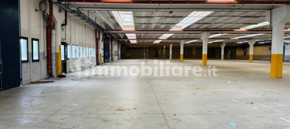 10000m² Warehouse in Carnate, Italy No. 340516 4