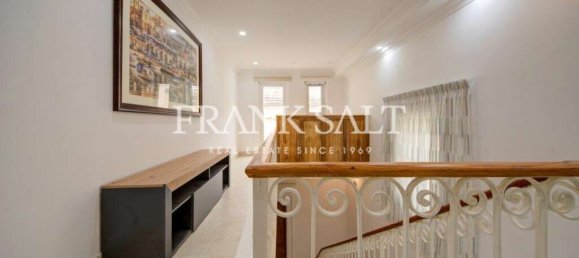 3 bedrooms Townhouse in Sliema, Malta No. 10268 18