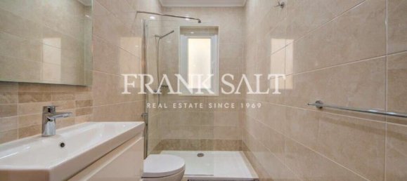 3 bedrooms Townhouse in Sliema, Malta No. 10268 10