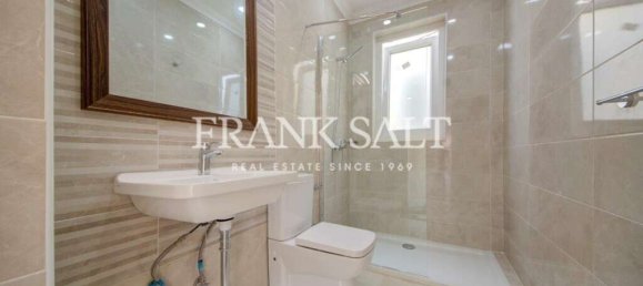 3 bedrooms Townhouse in Sliema, Malta No. 10268 24