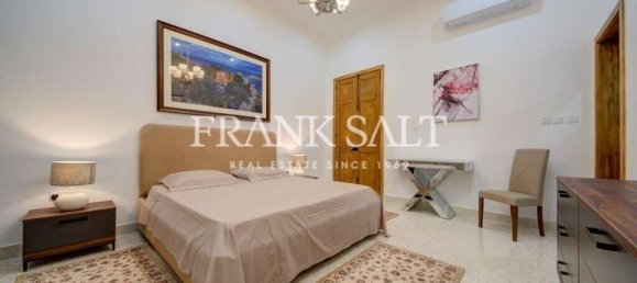 3 bedrooms Townhouse in Sliema, Malta No. 10268 16