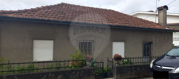 4 bedrooms House in Lordelo, Portugal No. 38810 3