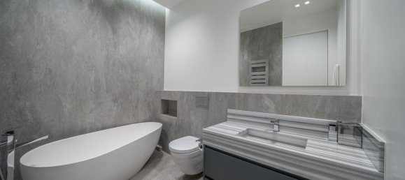 4 bedrooms Apartment in Paris, France No. 169520 9