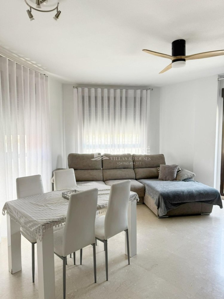 4 Schlafzimmer Wohnung in Novelda, Spain, Nr. 244961