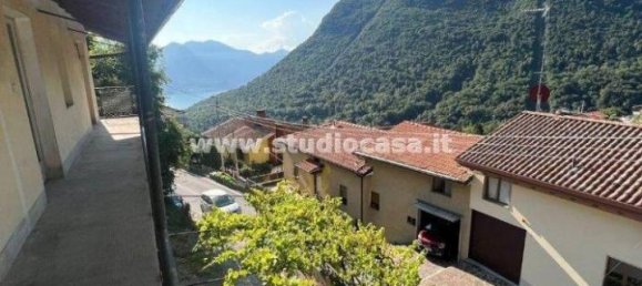5 rooms House in Fonteno, Italy No. 33844 7