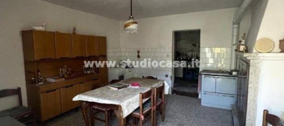 5 rooms House in Fonteno, Italy No. 33844 17
