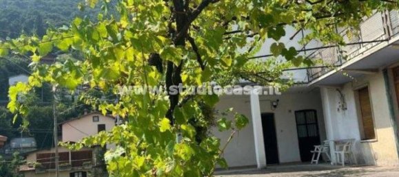 5 rooms House in Fonteno, Italy No. 33844 10