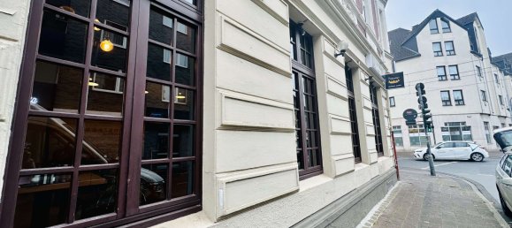 590m² Building in Dusseldorf, Germany No. 348529 7