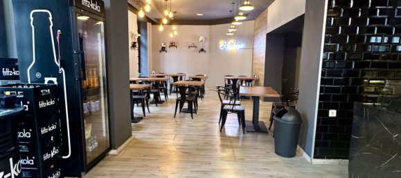 590m² Building in Dusseldorf, Germany No. 348529 9