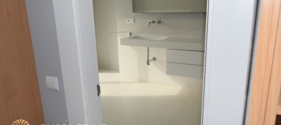 5 bedrooms Villa in Marbella, Spain No. 5745 19