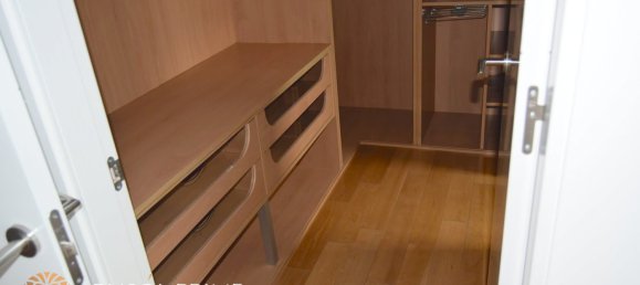 5 bedrooms Villa in Marbella, Spain No. 5745 15