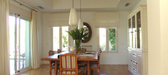 5 bedrooms Villa in Marbella, Spain No. 5745 8