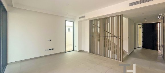 4 bedrooms Villa in Tilal Al Ghaf, UAE No. 94430 3