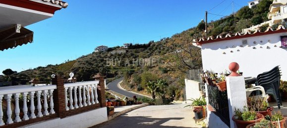 4 غرف نوم شقة في Moclinejo, Spain رقم 47125 2