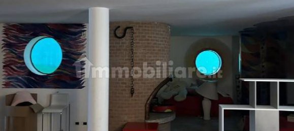 6 Schlafzimmer Wohnung in Erba, Italy, Nr. 2838 18