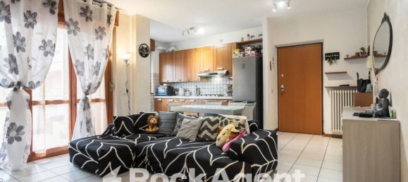 2 bedrooms Apartment in Treviolo, Italy No. 318963 2