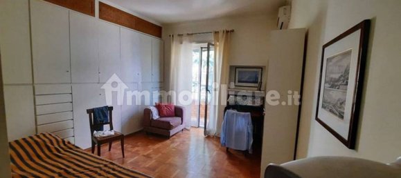 4 bedrooms Apartment in Rome, Italy No. 185655 7