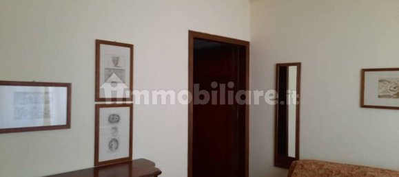 4 bedrooms Apartment in Rome, Italy No. 185655 9