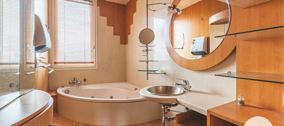 7 chambres Bâtiment à Dormans, France No. 269365 4