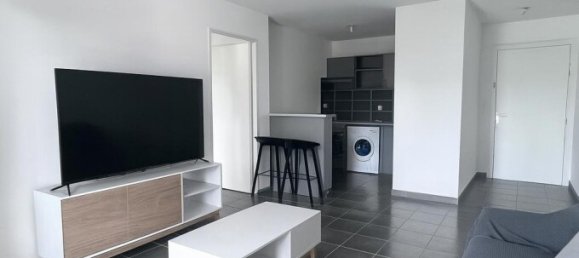 Apartamento de 1 dormitorio en Beziers, France No. 323100 3