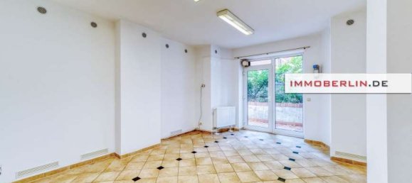 94m² Commercial property in Planterwald, Germany No. 371704 2