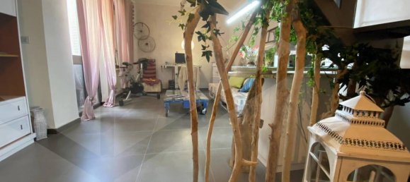 Casa de 8 habitaciónes en San Severo, Italy No. 18853 9