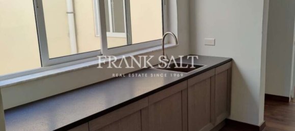 2 chambres Appartement à Pieta, Malta No. 10307 2